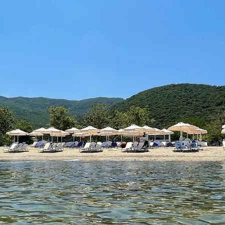Ξενοδοχείο Helios Σταυρός